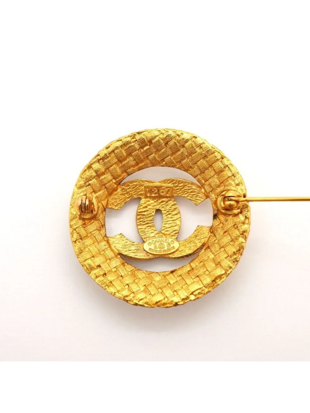 Chanel Brooch Vintage CC Logo Round Circle Gold Plated